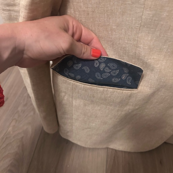 Jos. A. Bank Tan Linen Suit Jacket and Pants - Picture 2 of 12